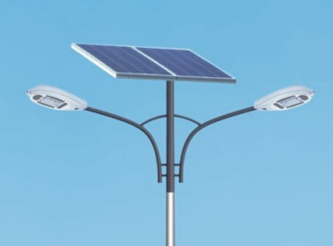 華可解答：為什么太陽能路燈電池板安裝要朝南？