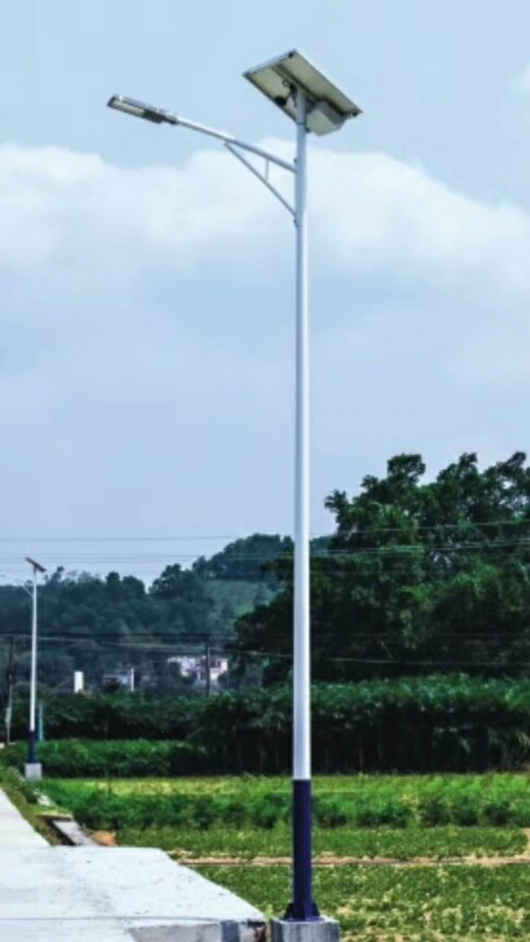 【華可案例】湖北100套農村太陽能路燈驗收成功！